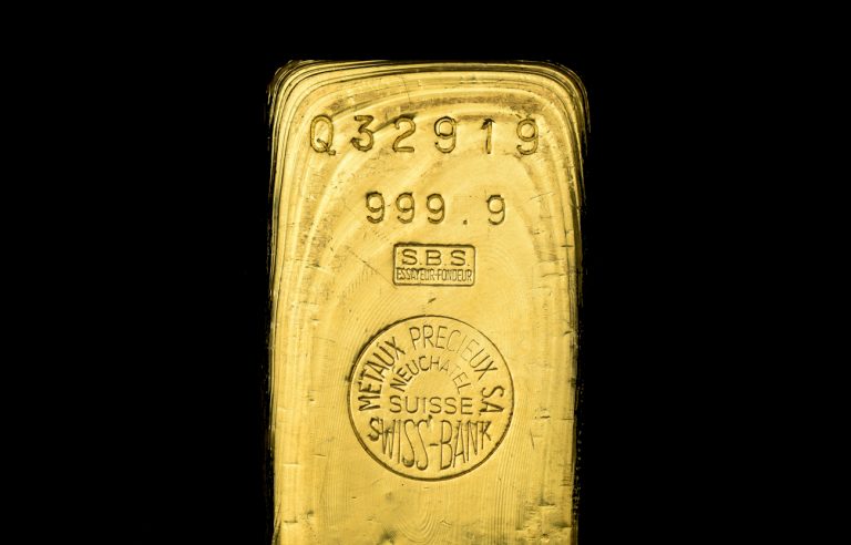 1-kg-gold-bar-metalux-closeup-final
