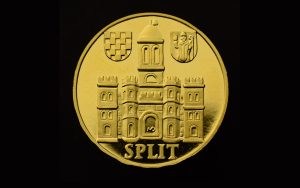 Zlatnik 1700 godišnjica grad Split u poklon kutiji za dar i darivanje